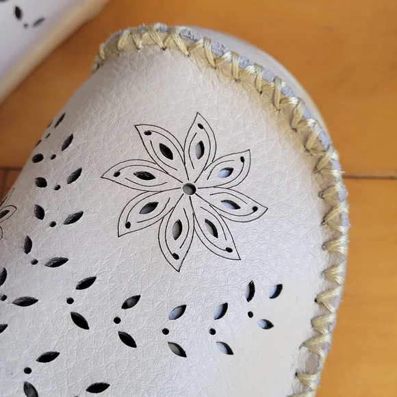 Flats Casual Loafers Classic Leather Women's Casual Beige EUR 37 Rubber Sole - Picture 11 of 11